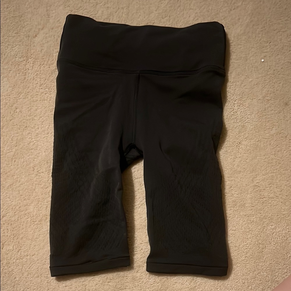Lululemon Reveal Short Digital Rain 9”